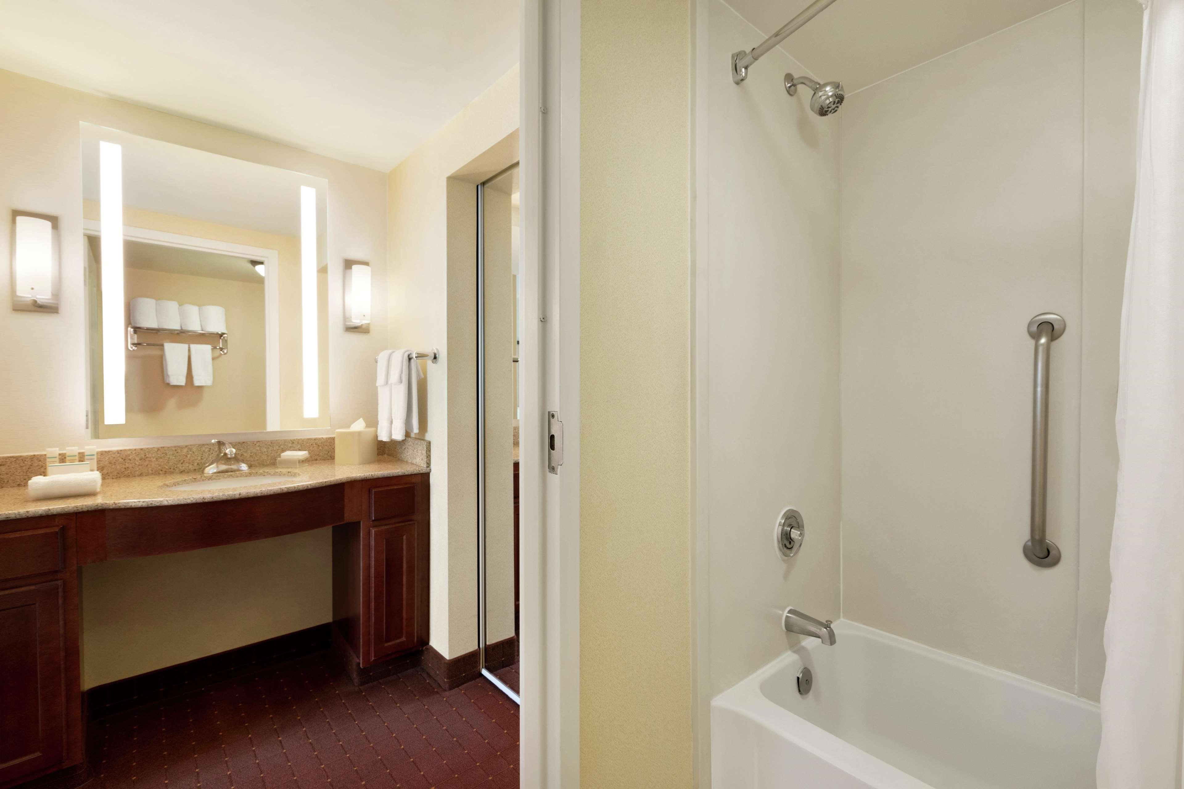 Homewood Suites By Hilton Dulles-North Loudoun Ashburn Bagian luar foto